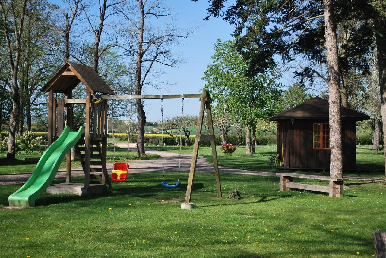 Domaine Les Gandins Saint-Germain-de-Salles Exterior photo